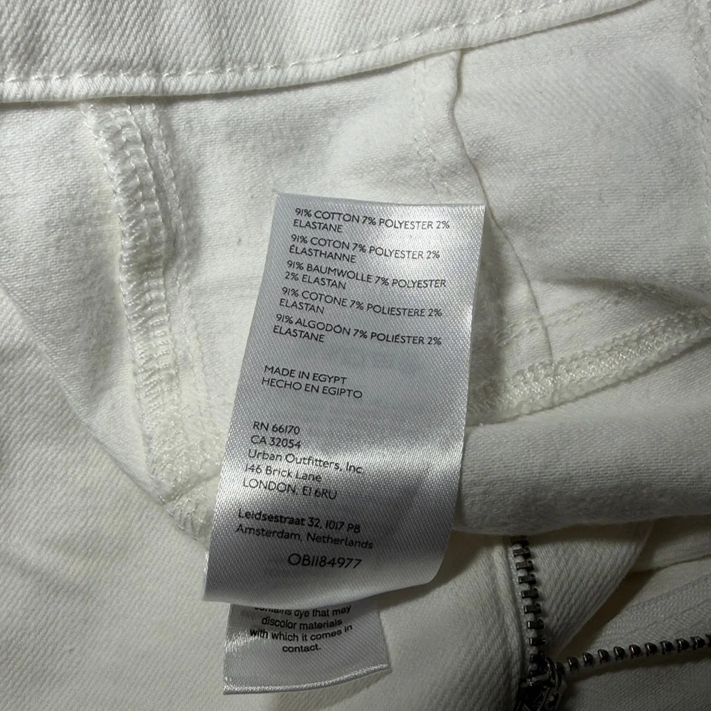 We The Free Snowy White Flare Jeans Size 31 - Picture 11 of 12